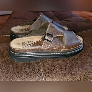 Vintage Faded Glory Y2K Chunky Sandals size 8.5